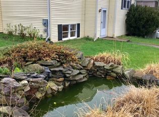 1 Russian Olive Dr, Etters, PA 17319