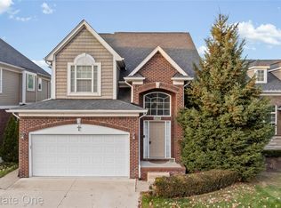 13759 Grandeur Ave, Shelby Township, MI 48315