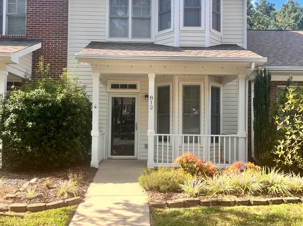 812 Stone Village Dr, Fort Mill, SC 29708