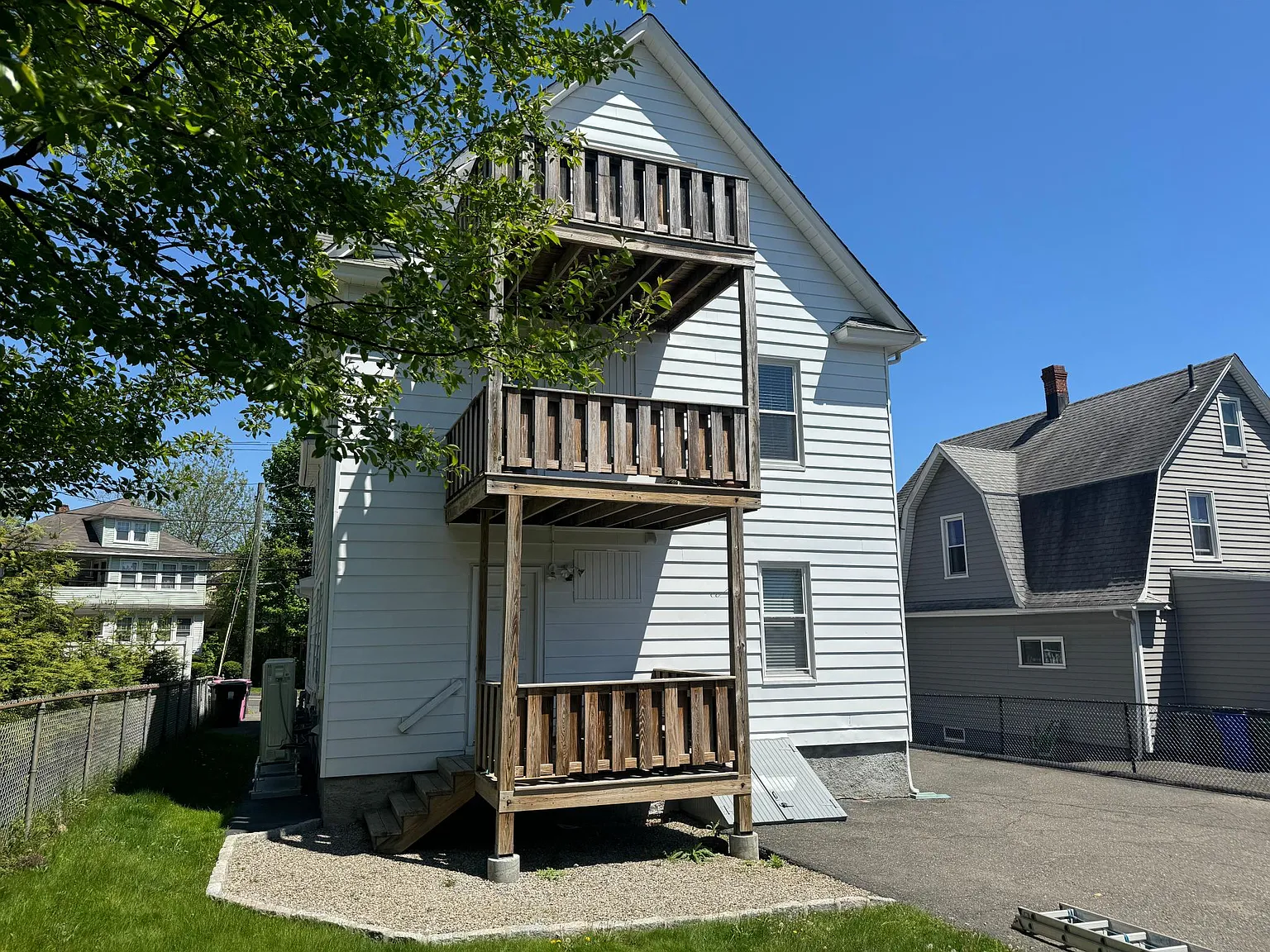 2 bed, 1300 sqft, $2,800 — Photo 2