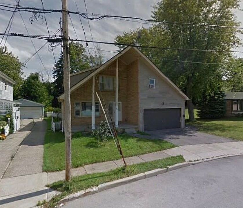 1st image of 61 Burke Dr