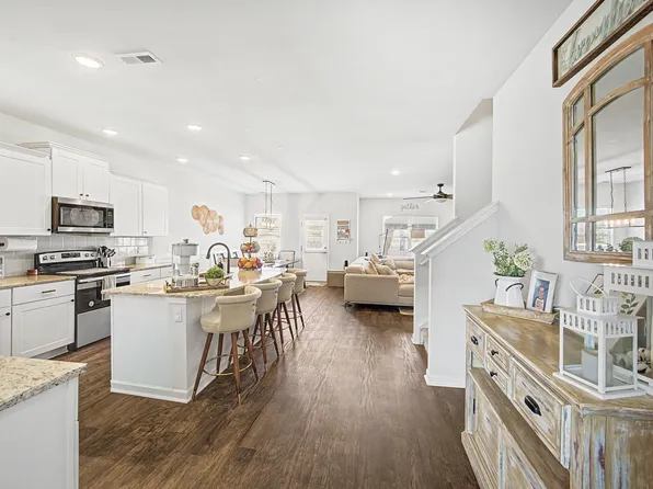 2784 Nottingham Dr, Columbia, TN 38401