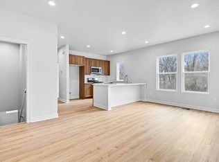 571 Shawnee Rd, Kansas City, KS 66103