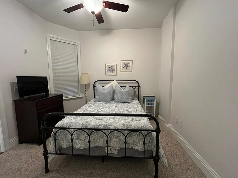 20 Waterfront Dr #123 — Photo 26
