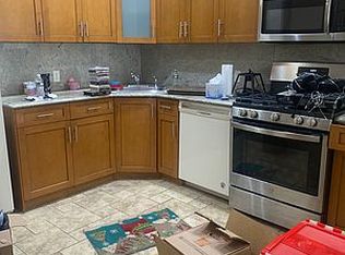 47-12 211th St #1, Bayside, NY 11361