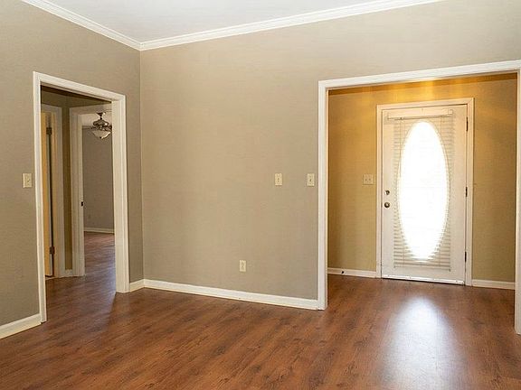 3rd image of 1543 Larhonda Dr