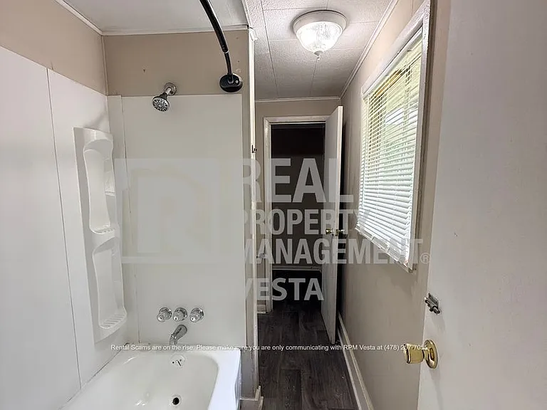 620 Cedarwood Dr — Photo 8