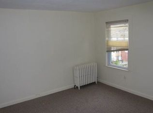 29 Charles St, Carteret, NJ 07008