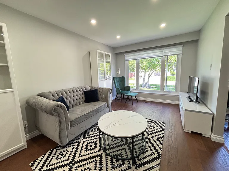 784 Graham Bell Ct — Photo 5