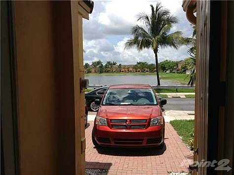 3rd image of 913 SW 152nd Ct #913