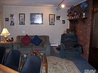 4th image of 28 Greenvale Dr