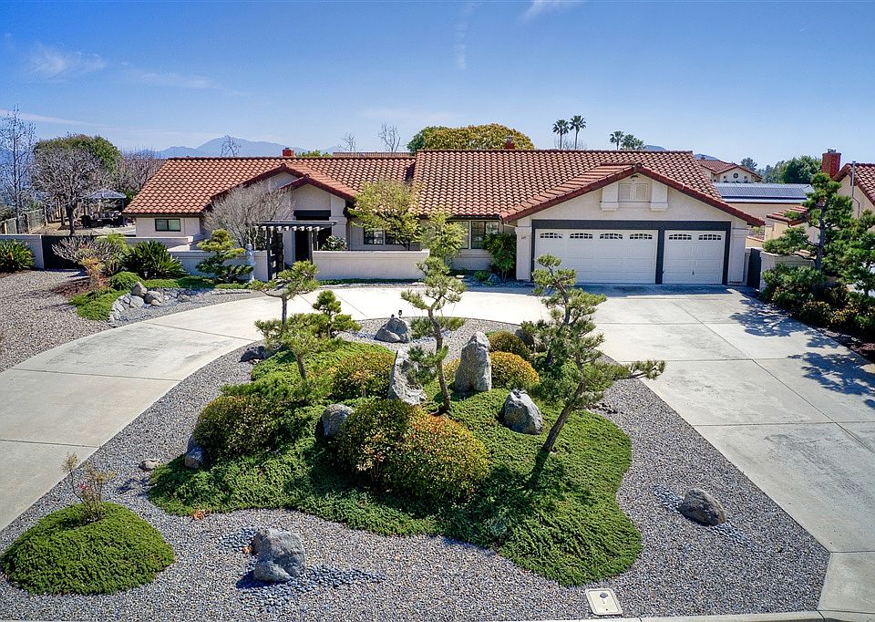 1st image of 1419 Stoneridge Cir