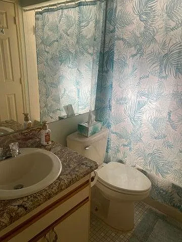 1041 Country Club Dr — Photo 12