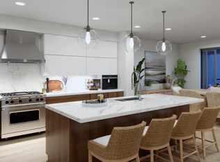 2501 State St #404, Carlsbad, CA 92008