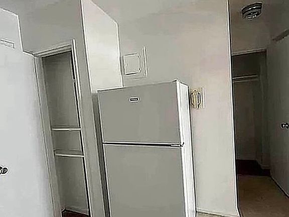 2nd image of 88-35 164th St #5NS