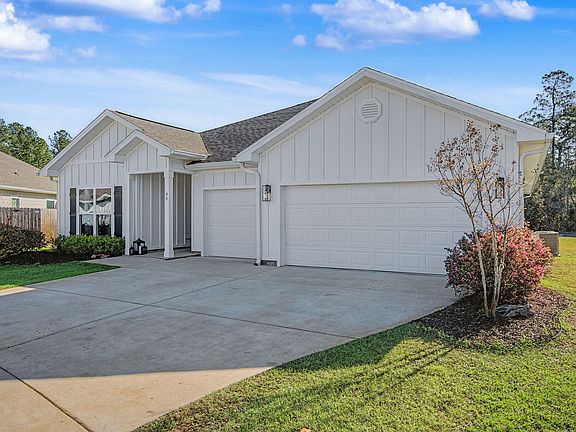 5th image of 48 Hammock Cir