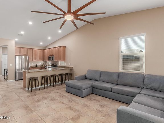 3rd image of 36877 N YELLOWSTONE Drive