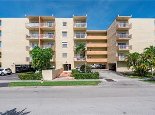 3545 NE 167th St APT 406, North Miami Beach, FL 33160