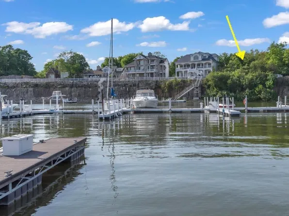 3926 E Baycliffs Dr, Lakeside Marblehead, OH 43440