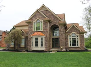 45902 Henley Dr, Canton, MI 48187