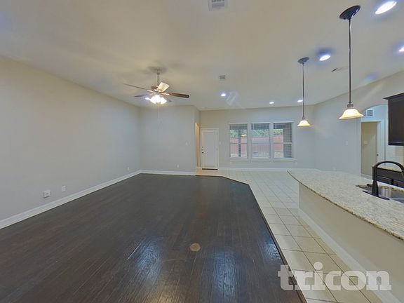 2nd image of 612 Peterhouse Dr