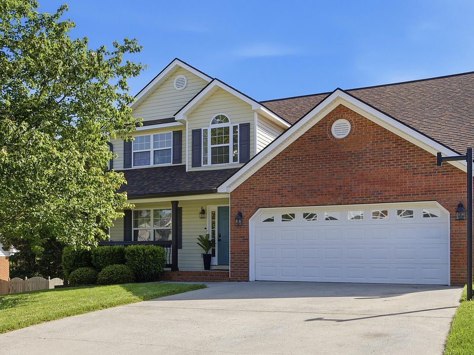 1st image of 112 Peachtree Cir