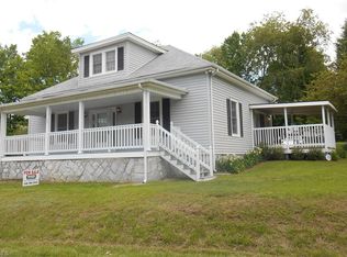 128 Gravely St, Mount Airy, NC 27030