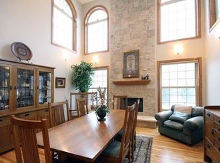 W306S2800 Wild Berry Ln, Waukesha, WI 53188
