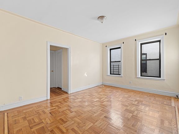 5th image of 3816 Review Pl APT 3e