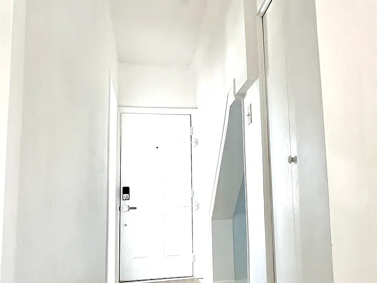 156 Beech St #1 — Photo 24