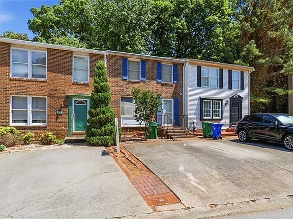 2nd image of 4323 Lehaven Cir