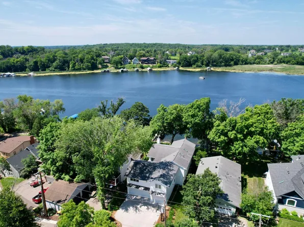 577 Park Ln, Long Lake, MN 55356