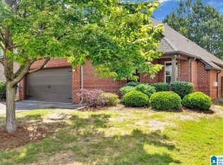 323 Glen Cross Way, Trussville, AL 35173