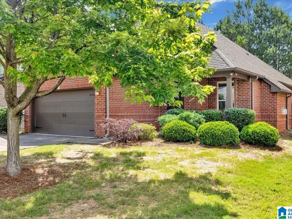 323 Glen Cross Way, Trussville, AL 35173