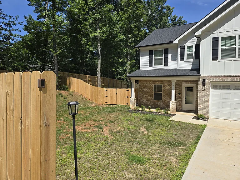 5115 Carden Dr — Photo 10