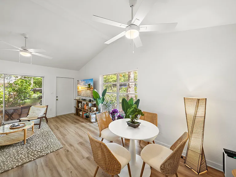 3050 Bird Ave — Photo 10