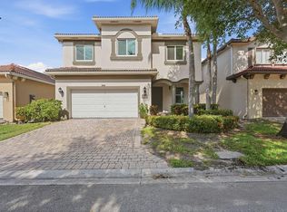1275 Rose Gate Blvd, Riviera Beach, FL 33404