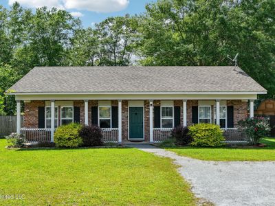 22094 Rayvan Ln, Kiln, MS, 39556