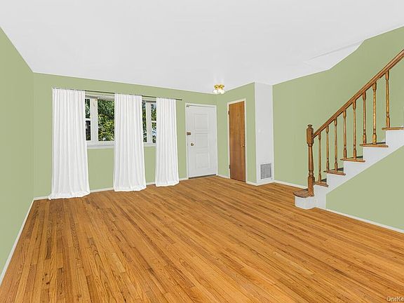5th image of 2166 Turnbull Ave