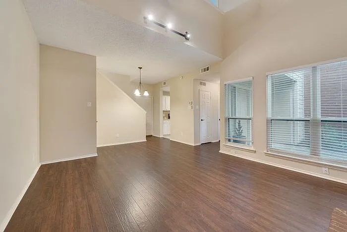 Building Photo - 8404 Forest Ln #1104