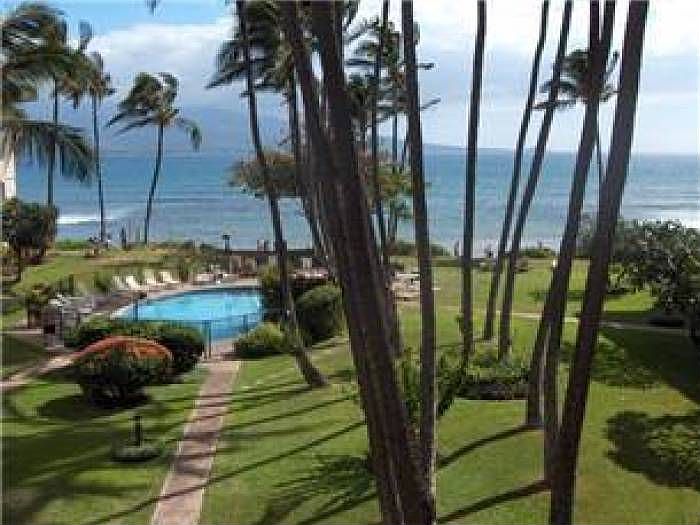 Front lanai view