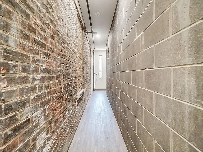 12-14 E 15th St — Photo 39
