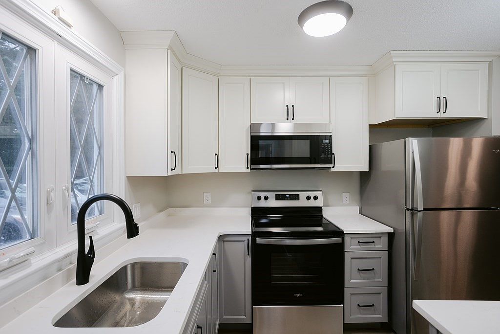 685 Bay St APT 14, Taunton, MA 02780 | Zillow
