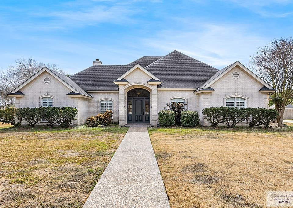 1st image of 8309 Lago Dr