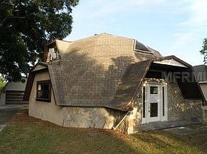 3rd image of 2210 Villa Dr