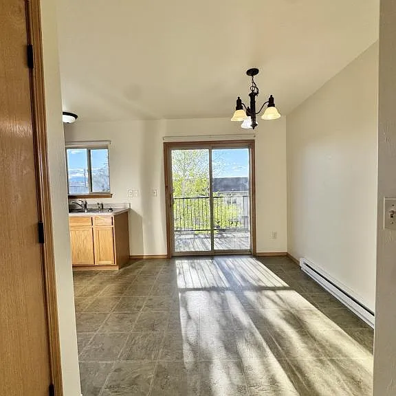 1608 Warehouse Ave #3 — Photo 4