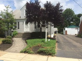 114 Concord Ave, Hamilton, NJ 08619