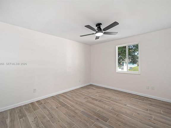 5th image of 3185 SW Crumpacker St