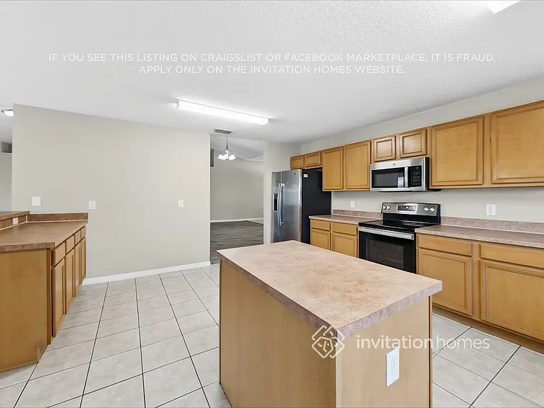 1266 N Ridge Blvd — Photo 9