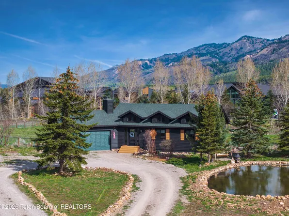 60 Buckrail Ln, Alpine, WY 83128